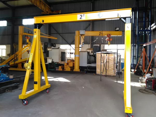  FT2 Hand Winch Height Adjustable Gantry Crane